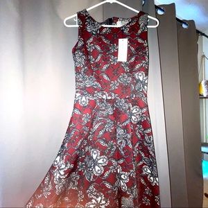 CLASSY BURGUNDY A-LINE DRESS